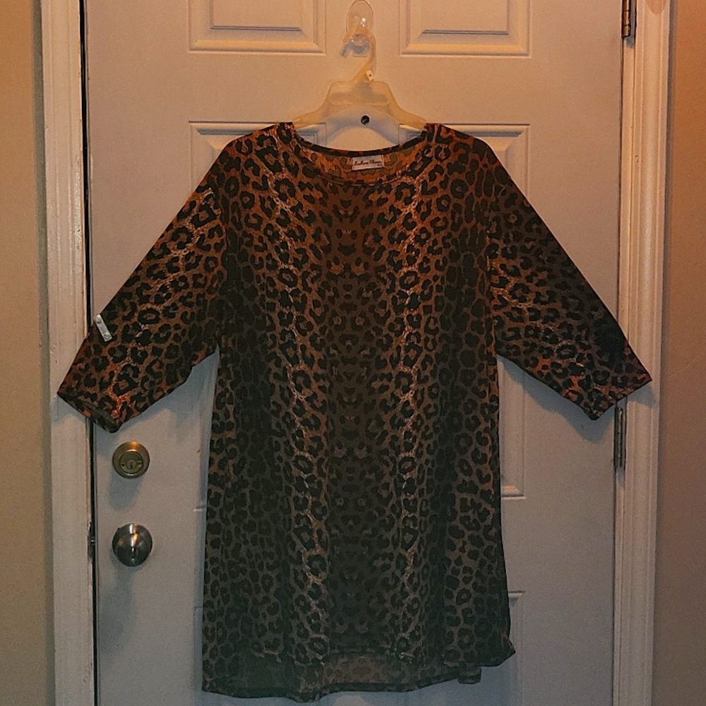 Southern Charm Midi/Tunic Dresses Size 3x NWOT $18 ea both for $33 animal print